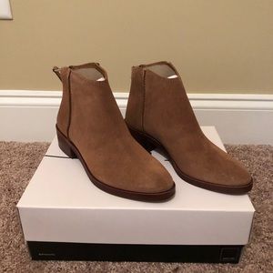 NWT Dolce Vita Booties